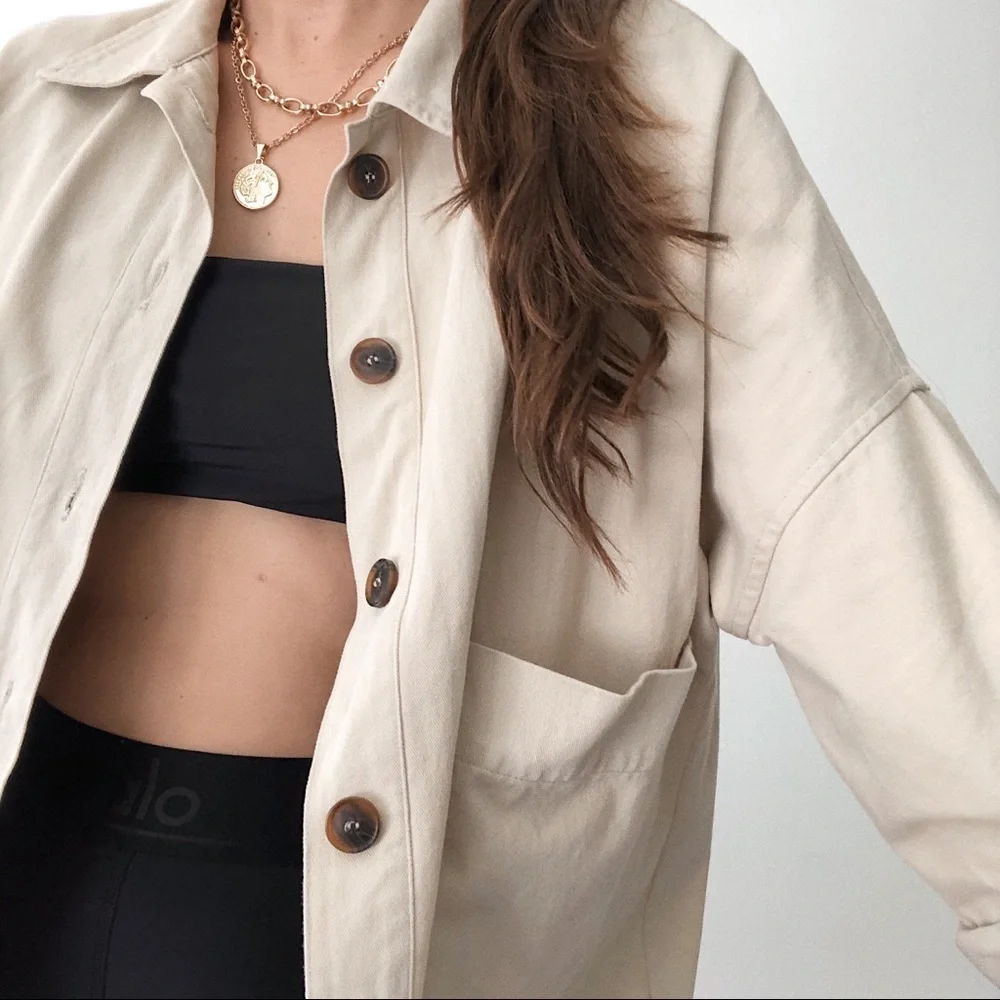 Relaxed Oversided Shirt - Picture 8 of 9